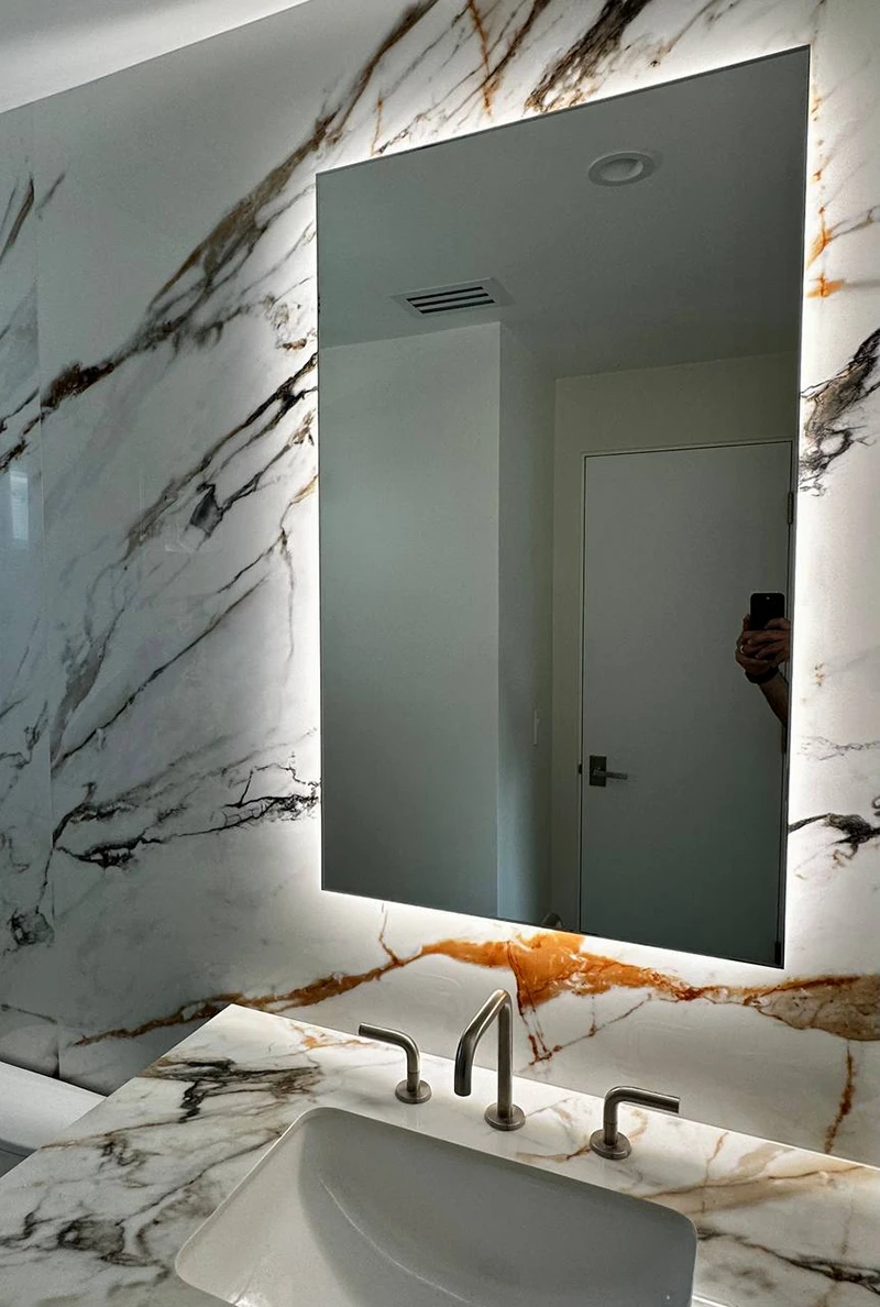 backlit-mirror-sample-californiamirror (3)