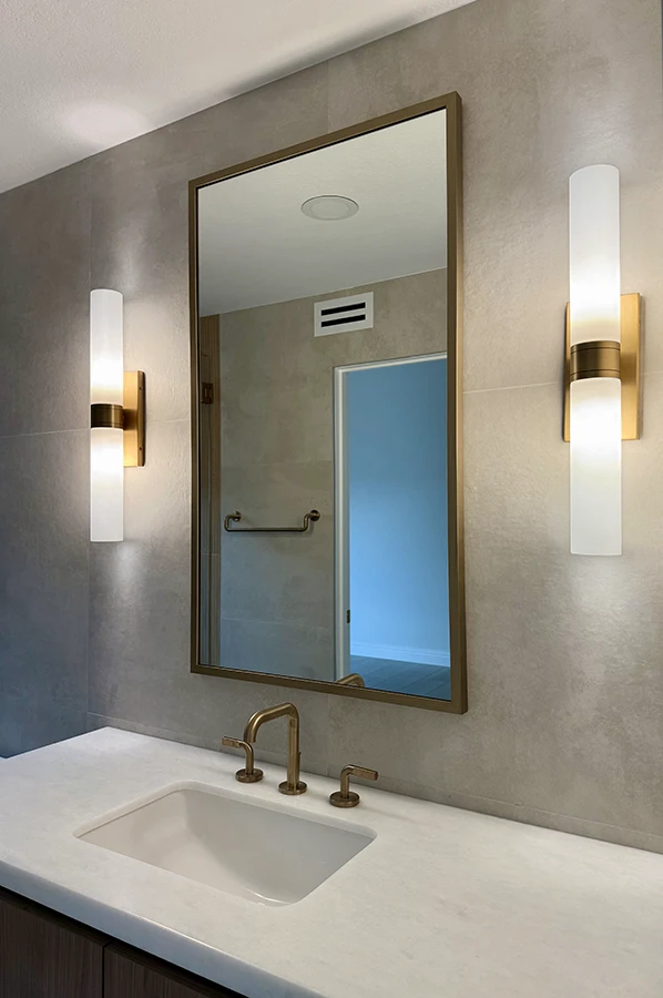Transform Your Bathroom with a Custom Bathroom Mirror